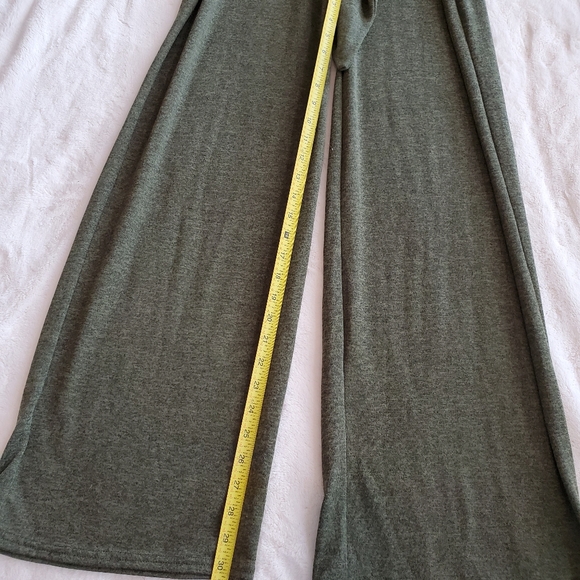 Boohoo batwing roll neck jumpsuit size usa 4 - Picture 7 of 10